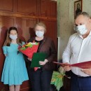 Партийцы  Пыть-Ях поздравили с 90-летием труженицу тыла – Марию Виноградову.